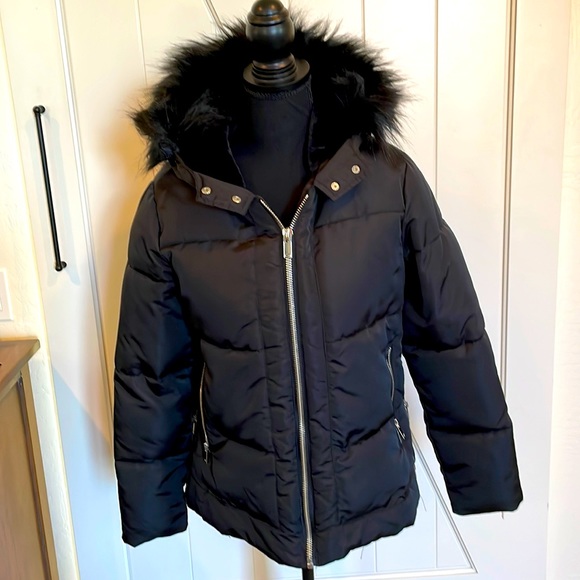 Hooded down jacket - Picture 2 of 8